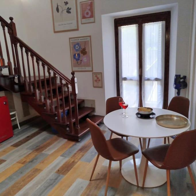 טוסקולנו מדרנו Casa Fedra, Delizioso Loft Frontelago מראה חיצוני תמונה